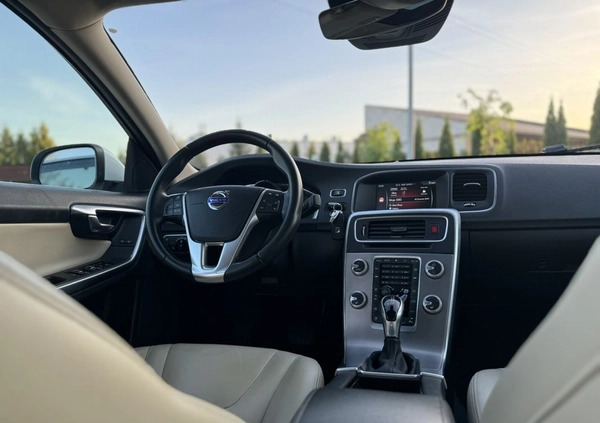 Volvo S60 cena 62000 przebieg: 177235, rok produkcji 2017 z Syców małe 407